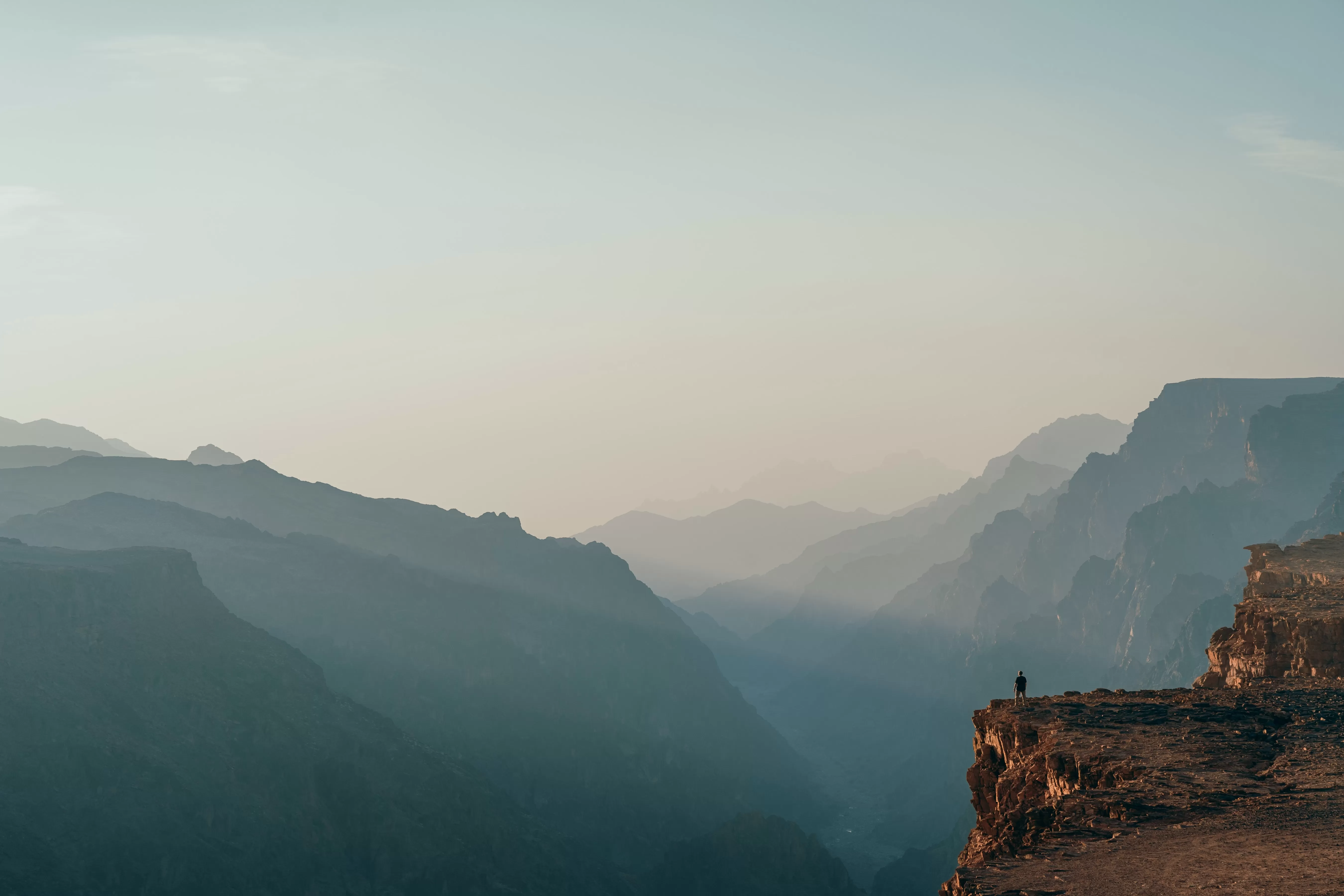 neom-207NEuFvjlg-unsplash.jpg